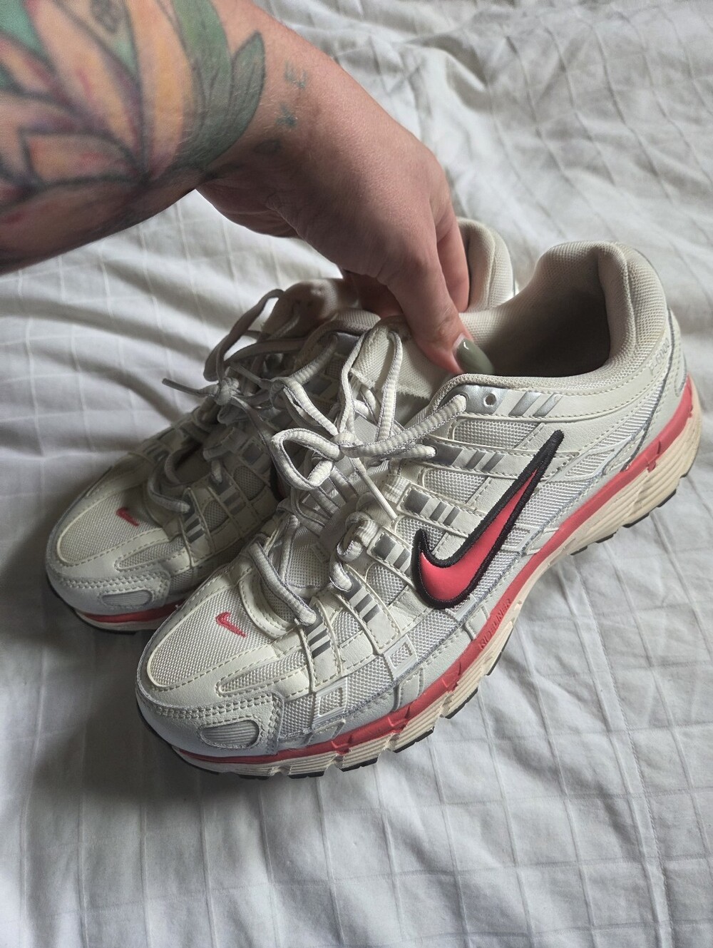 WOMENS NIKE P-6000 SAIL ASTER PINK BLACK SIZE 8